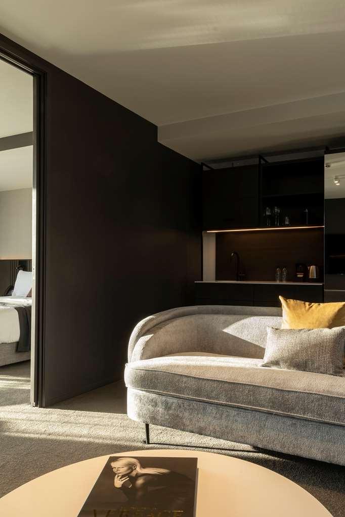 The Mayfair 基督城 客房 照片 The interior of a typical apartment